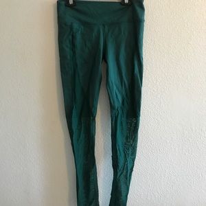 Green Alo Yoga Mesh Leg Leggings